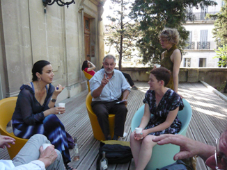 Passionate break discussions: Victoria Vesna, Roger Malina, Ana Rewakowicz, Ruth Macdougall